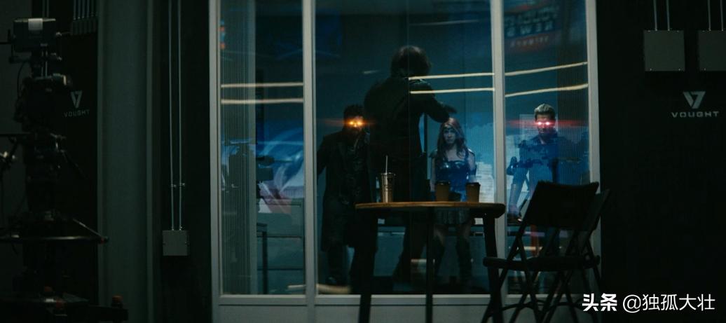 黑袍纠察队第五季_士兵男孩与祖国人关系_黑袍纠察队第三季结局分析